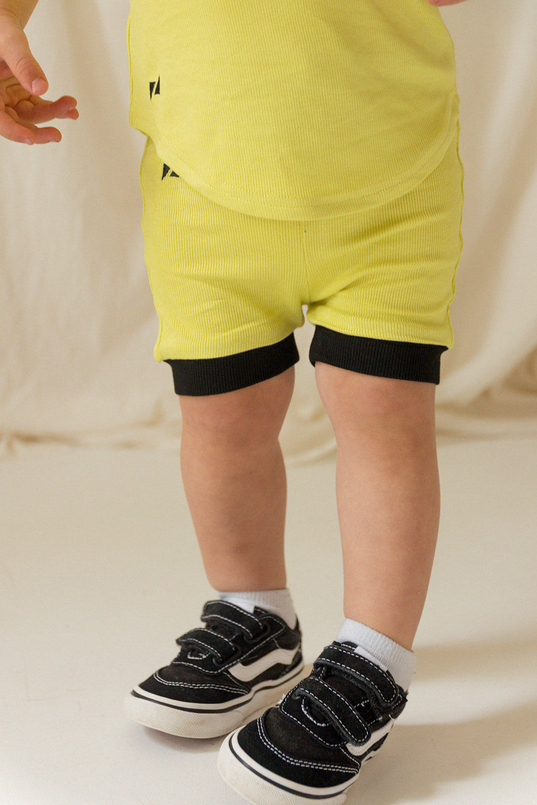 Blazies Shorts - Neon Yellow