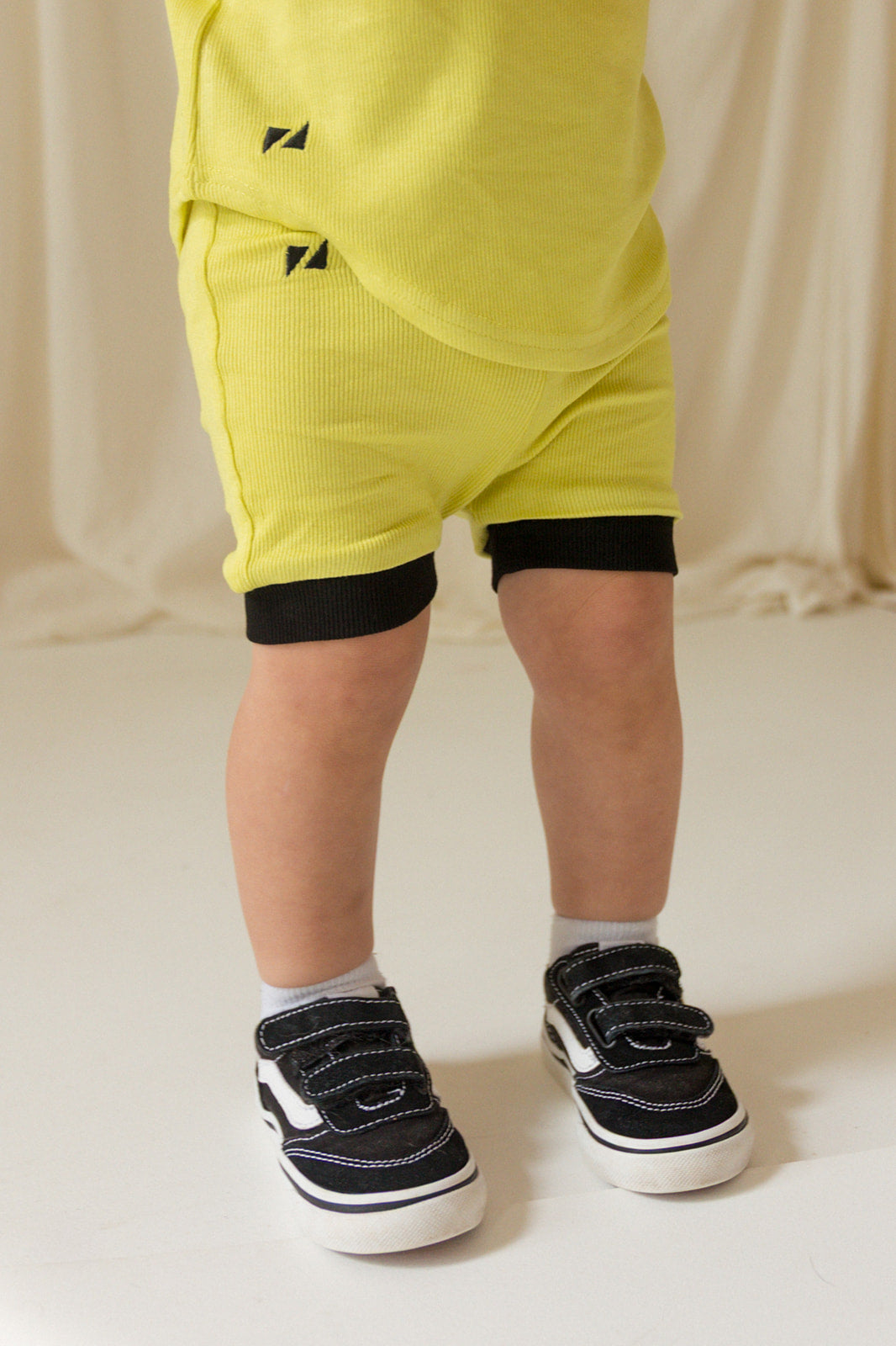 Blazies Shorts - Neon Yellow