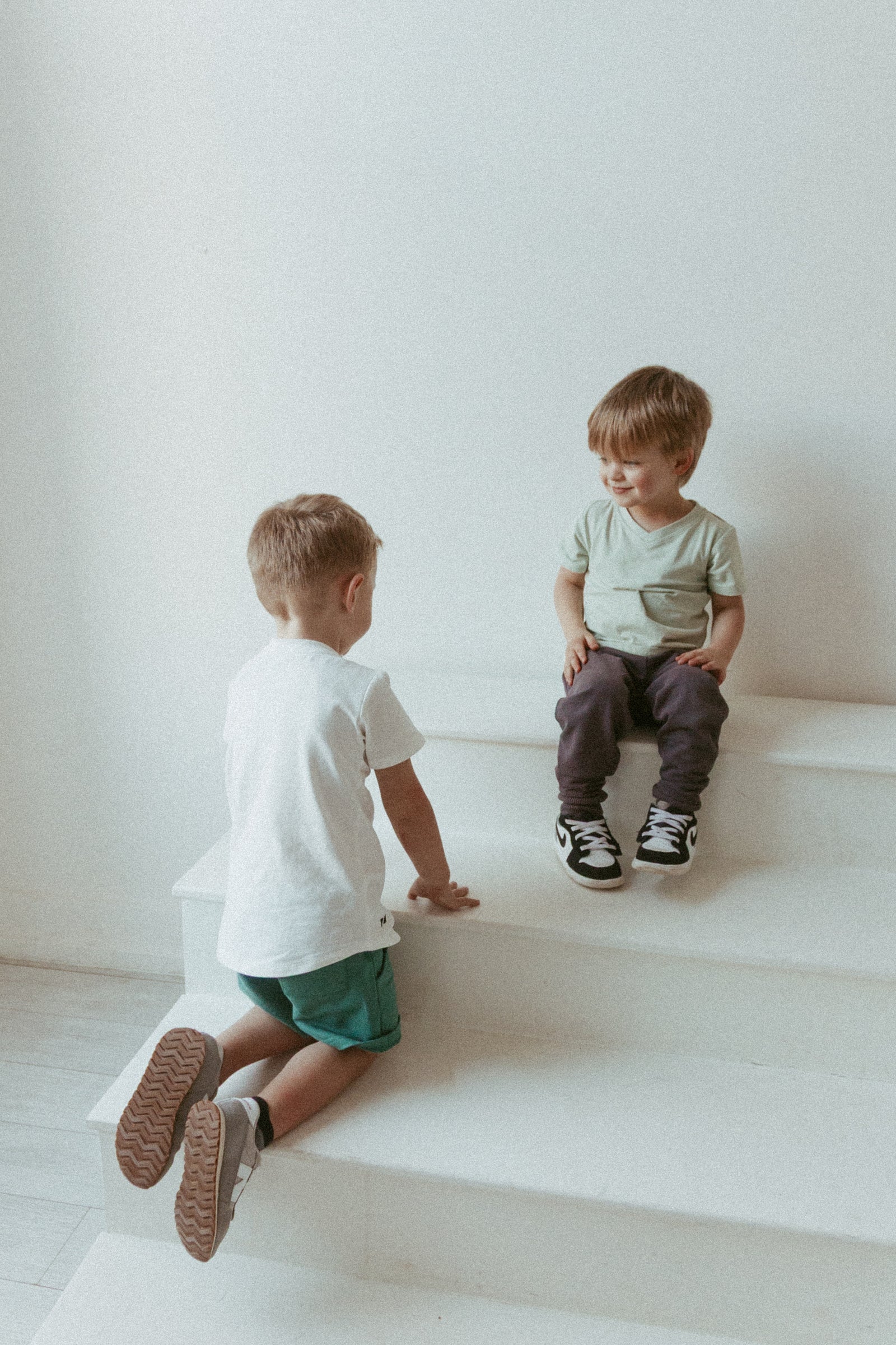 V-Neck Signature Tee | Pure White