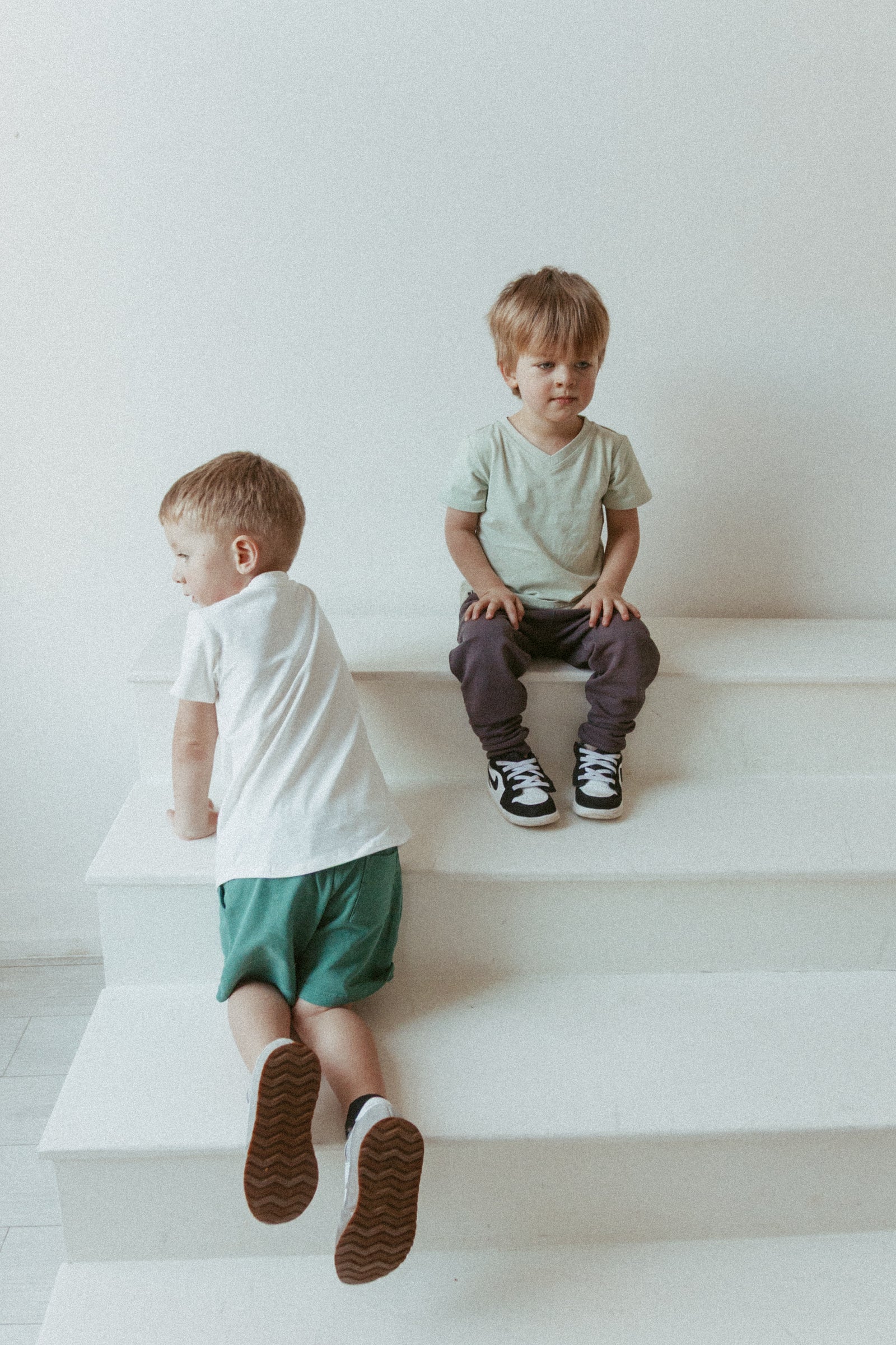 V-Neck Signature Tee | Pure White