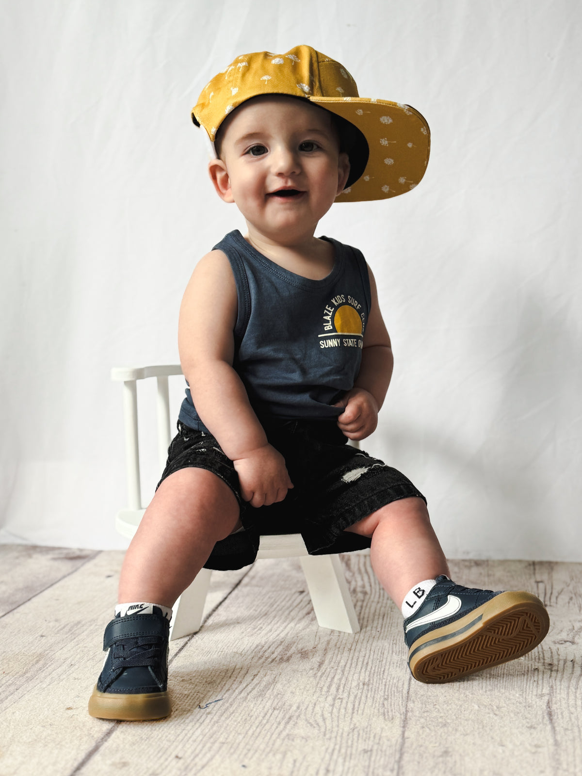 Heritage Hem Shorts | Black  Denim