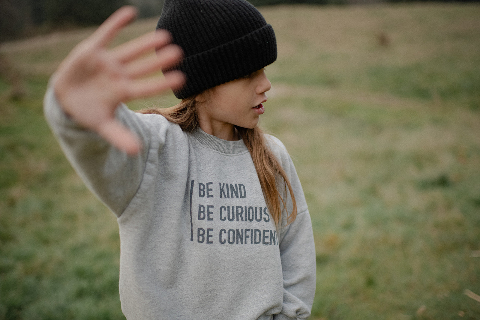 Legacy Sweatshirt SOFT | Be Kind on Dark Heather Gray