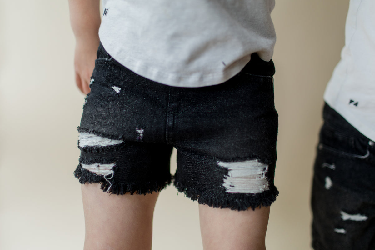 Heritage Classic Cut Off Shorts | Black Denim